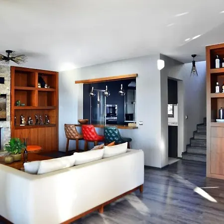 Luxury 3 Bedroom With A Private Pool In Yalikavak